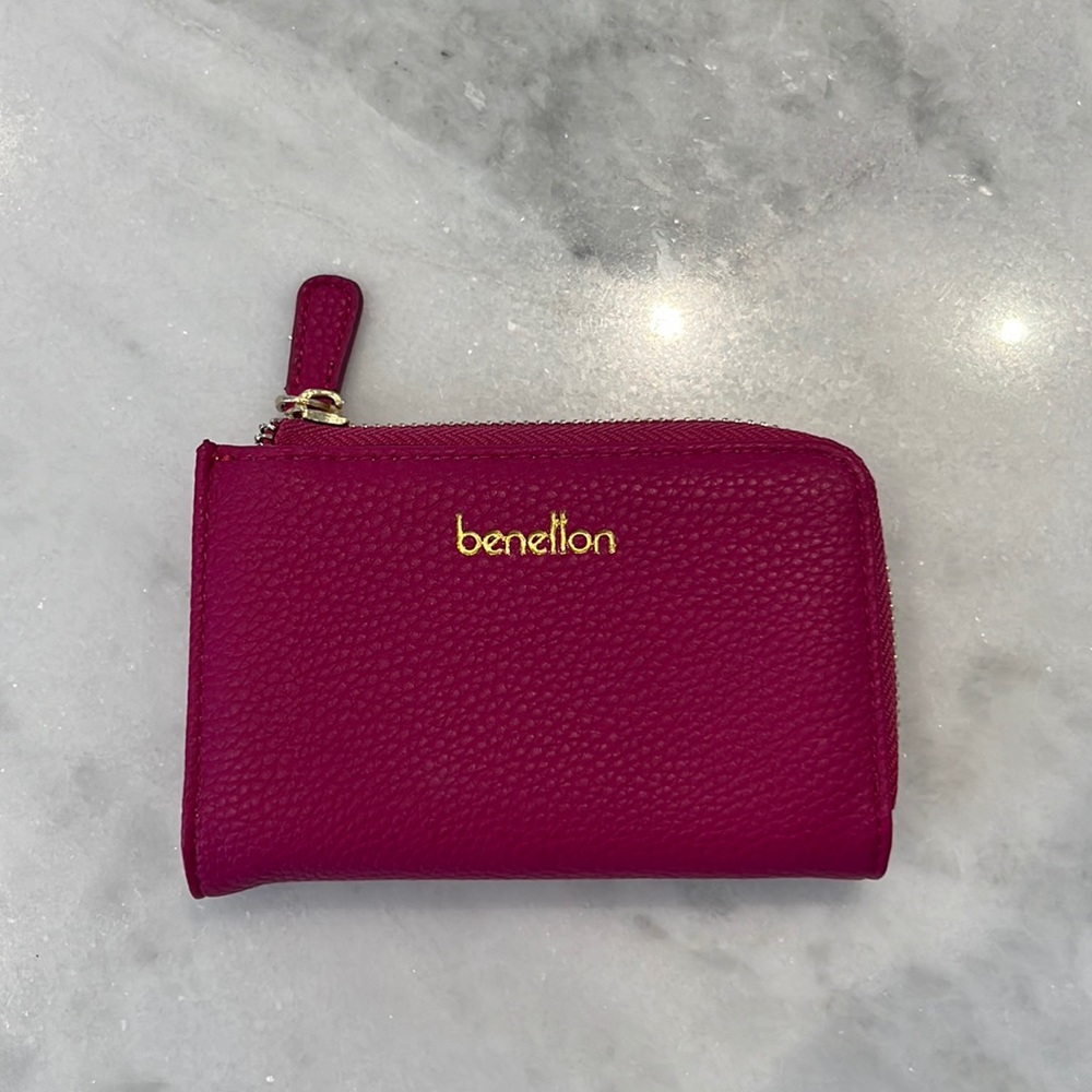 United Colors of Benetton Pink Coin Key Chain Purse NWOT